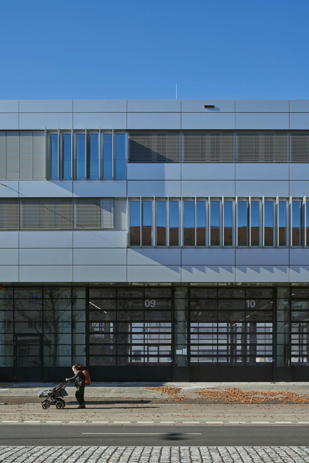 Feuerwache 5 und Katastrophenschutzzentrum der LH München | Ackermann  Architekten BDA